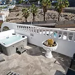 Ocean View Villa San Eugenio - Private Jacuzzi