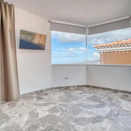 Ocean View Villa With Private Jacuzzi Costa Adeje (Tenerife)