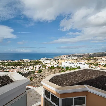 Ocean View Villa With Private Jacuzzi Вилла Адехе