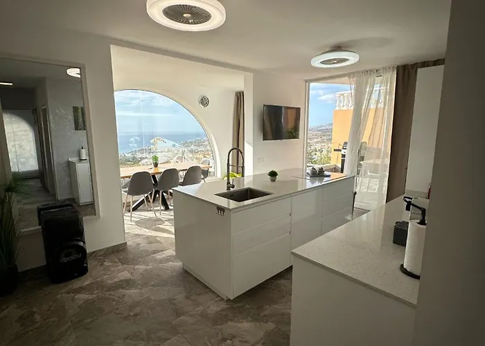 Ocean View Tenerife Адехе